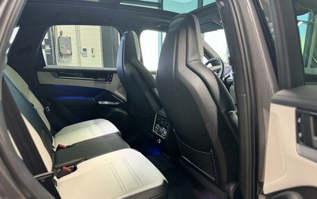 Porsche Cayenne III, 2024 год, 19 400 000 рублей, 18 фотография