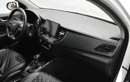 Hyundai Solaris II рестайлинг, 2022 год, 1 672 000 рублей, 12 фотография