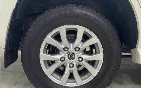 Toyota Land Cruiser 200, 2016 год, 6 150 000 рублей, 20 фотография