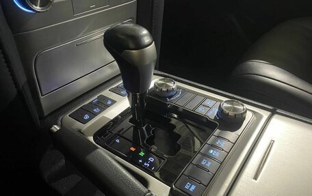 Toyota Land Cruiser 200, 2016 год, 6 150 000 рублей, 12 фотография