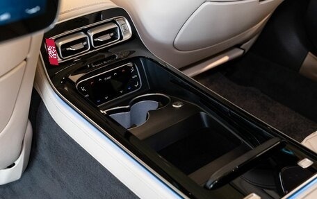 Mercedes-Benz Maybach S-Класс, 2024 год, 32 700 000 рублей, 2 фотография