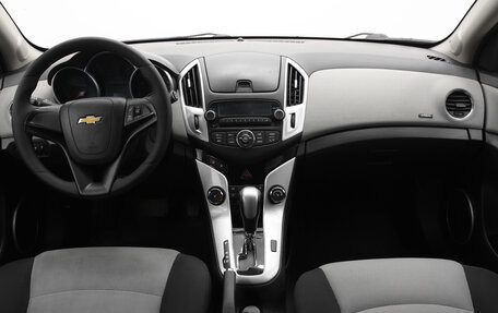 Chevrolet Cruze II, 2014 год, 890 000 рублей, 5 фотография