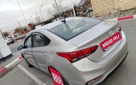 Hyundai Solaris II рестайлинг, 2017 год, 620 000 рублей, 8 фотография