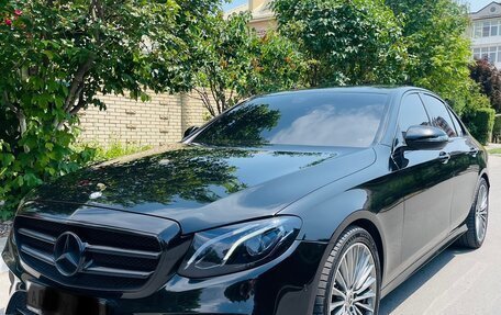 Mercedes-Benz E-Класс, 2016 год, 2 750 000 рублей, 3 фотография