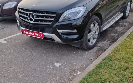 Mercedes-Benz M-Класс, 2014 год, 3 750 000 рублей, 3 фотография