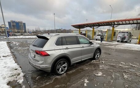 Volkswagen Tiguan II, 2019 год, 2 490 000 рублей, 4 фотография