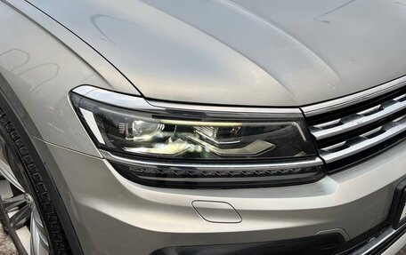 Volkswagen Tiguan II, 2019 год, 2 490 000 рублей, 15 фотография