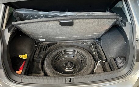 Volkswagen Tiguan II, 2019 год, 2 490 000 рублей, 17 фотография