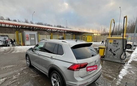 Volkswagen Tiguan II, 2019 год, 2 490 000 рублей, 8 фотография