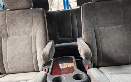 Toyota Estima III рестайлинг -2, 2001 год, 560 000 рублей, 18 фотография