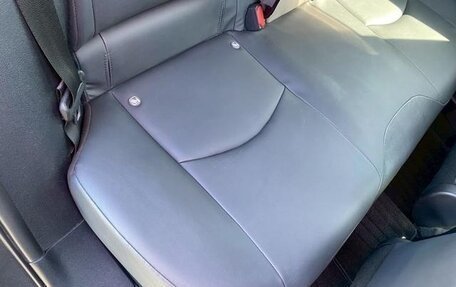 Toyota Prius IV XW50, 2019 год, 1 440 000 рублей, 21 фотография