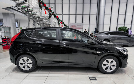 Hyundai Solaris II рестайлинг, 2016 год, 880 000 рублей, 5 фотография