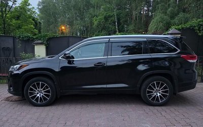 Toyota Highlander III, 2018 год, 3 909 999 рублей, 1 фотография