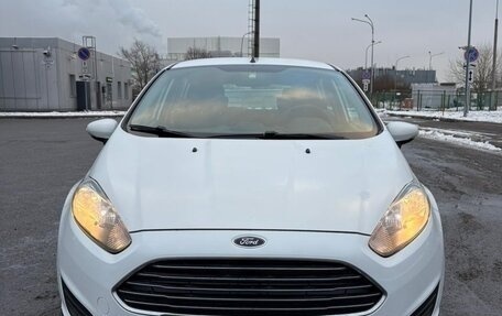 Ford Fiesta, 2016 год, 700 000 рублей, 2 фотография