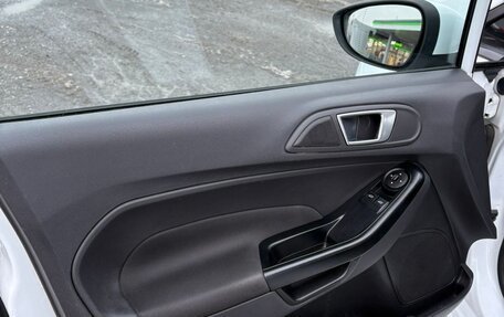 Ford Fiesta, 2016 год, 700 000 рублей, 15 фотография