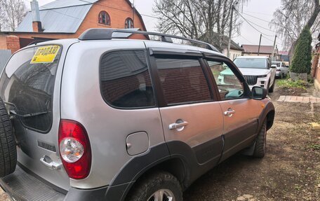 Chevrolet Niva I рестайлинг, 2011 год, 469 000 рублей, 4 фотография