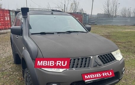 Mitsubishi Pajero Sport II рестайлинг, 2012 год, 1 750 000 рублей, 2 фотография
