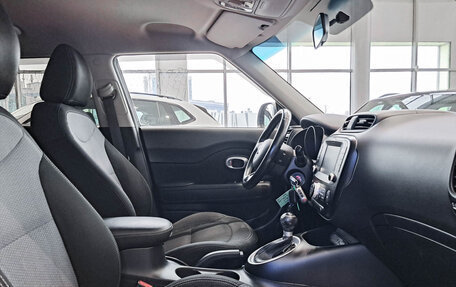 KIA Soul II рестайлинг, 2017 год, 1 750 000 рублей, 13 фотография