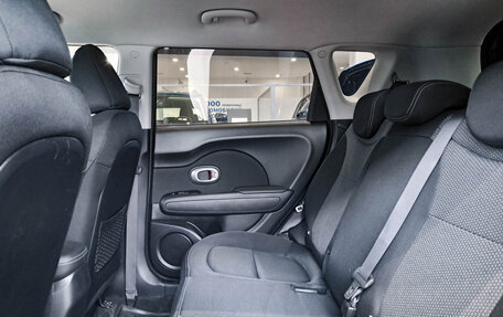 KIA Soul II рестайлинг, 2017 год, 1 750 000 рублей, 15 фотография