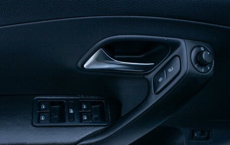 Volkswagen Polo VI (EU Market), 2015 год, 799 000 рублей, 20 фотография