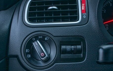 Volkswagen Polo VI (EU Market), 2015 год, 799 000 рублей, 17 фотография