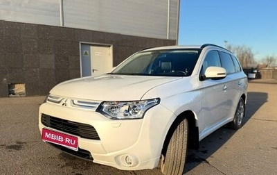 Mitsubishi Outlander III рестайлинг 3, 2012 год, 1 350 000 рублей, 1 фотография