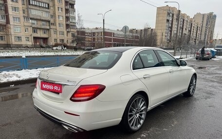 Mercedes-Benz E-Класс, 2018 год, 3 600 000 рублей, 3 фотография
