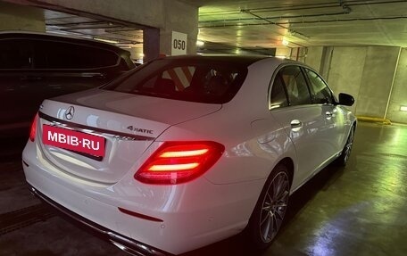 Mercedes-Benz E-Класс, 2018 год, 3 600 000 рублей, 22 фотография