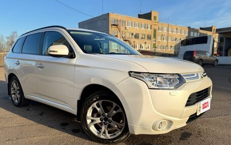 Mitsubishi Outlander III рестайлинг 3, 2012 год, 1 350 000 рублей, 2 фотография