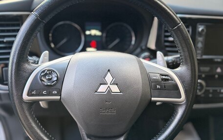 Mitsubishi Outlander III рестайлинг 3, 2012 год, 1 350 000 рублей, 10 фотография