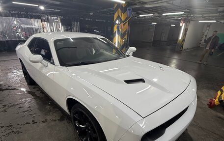 Dodge Challenger III рестайлинг 2, 2019 год, 2 680 000 рублей, 9 фотография