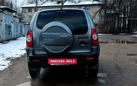 Chevrolet Niva I рестайлинг, 2011 год, 440 000 рублей, 3 фотография