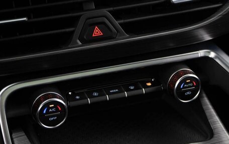 Geely Tugella FY11, 2023 год, 3 350 000 рублей, 23 фотография