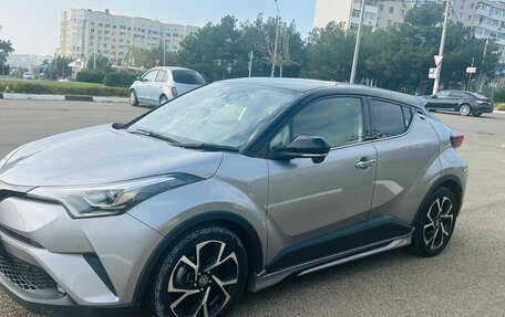 Toyota C-HR I рестайлинг, 2018 год, 2 000 000 рублей, 4 фотография