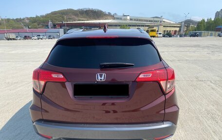 Honda Vezel, 2015 год, 1 700 000 рублей, 16 фотография