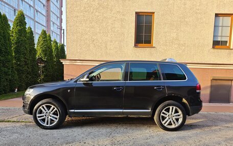 Volkswagen Touareg III, 2008 год, 1 600 000 рублей, 4 фотография