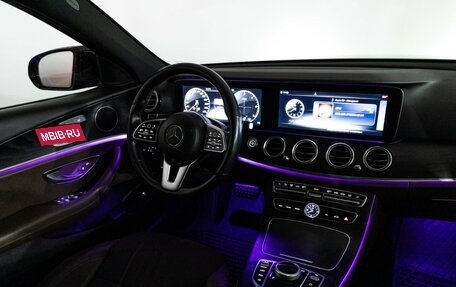 Mercedes-Benz E-Класс, 2019 год, 3 399 700 рублей, 23 фотография