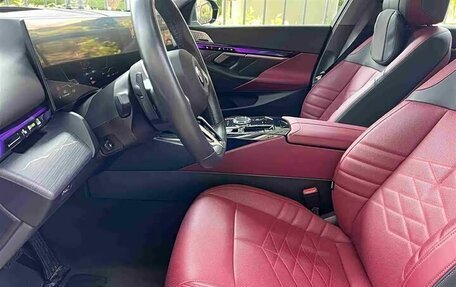 BMW 5 серия, 2024 год, 7 000 096 рублей, 6 фотография