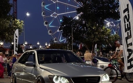 Toyota Altezza, 2001 год, 900 000 рублей, 9 фотография