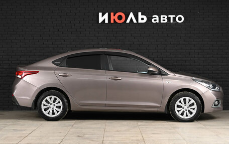Hyundai Solaris II рестайлинг, 2019 год, 1 500 000 рублей, 5 фотография