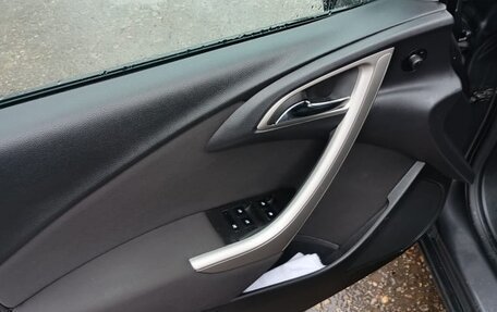 Opel Astra J, 2011 год, 850 000 рублей, 9 фотография