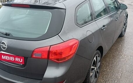 Opel Astra J, 2011 год, 850 000 рублей, 22 фотография