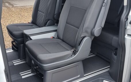 Volkswagen Multivan T5, 2010 год, 3 100 000 рублей, 28 фотография