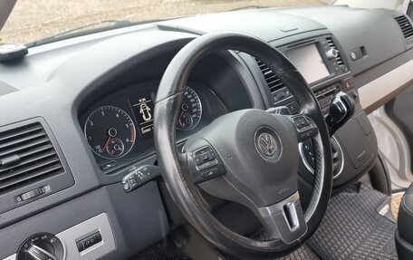 Volkswagen Multivan T5, 2010 год, 3 100 000 рублей, 29 фотография