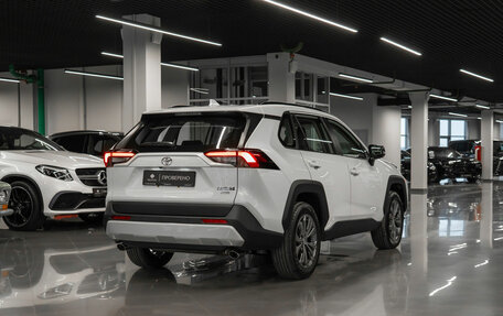 Toyota RAV4, 2025 год, 4 300 000 рублей, 4 фотография