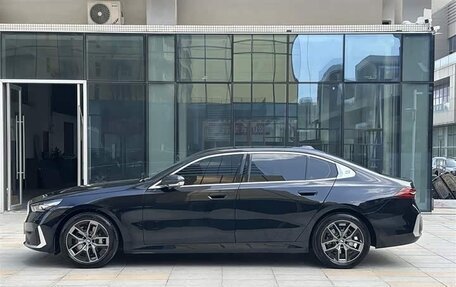 BMW 5 серия, 2024 год, 6 800 066 рублей, 5 фотография