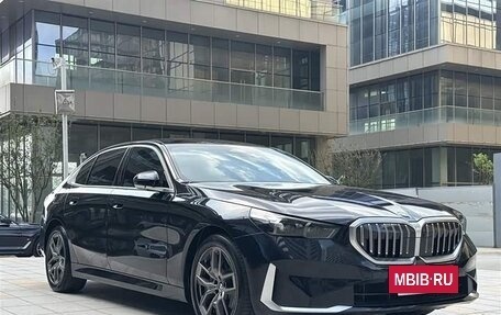 BMW 5 серия, 2024 год, 6 800 066 рублей, 4 фотография