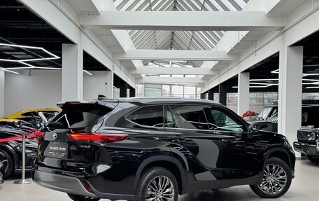 Toyota Highlander, 2025 год, 6 100 000 рублей, 6 фотография