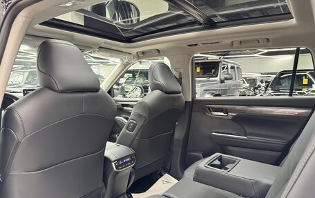 Toyota Highlander, 2025 год, 6 100 000 рублей, 23 фотография