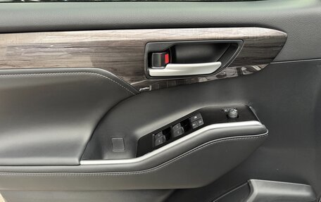 Toyota Highlander, 2025 год, 6 100 000 рублей, 19 фотография